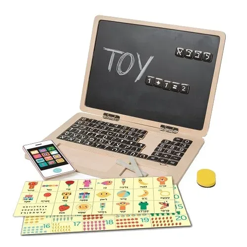 לפטוי LAP TOY - מחשב עץ ללימוד אותיות מסםפרים ופעולות חשבון מבית SHINSHIN